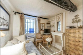 Apartment 33 m in the center near the sea